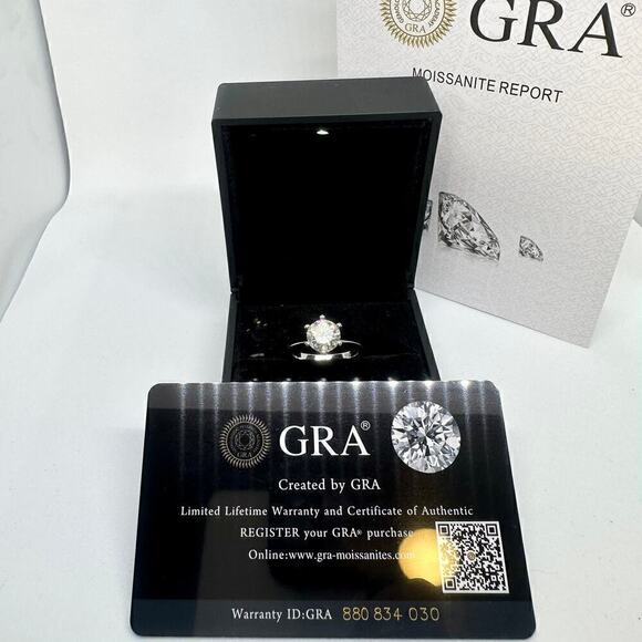 Moissanite Diamond Engagement Ring 3 Ct Round Cut 6 Prong 18K 925 GRA Size 8 - Picture 3 of 11